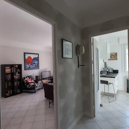 Apartment Palais View *